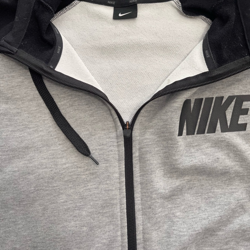 Nike zip up hoodie